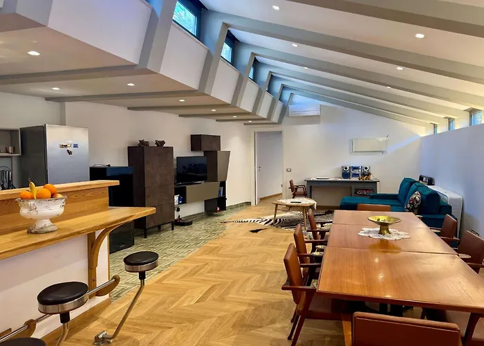 Apartamento Spacious Loft In Aventine Area Roma