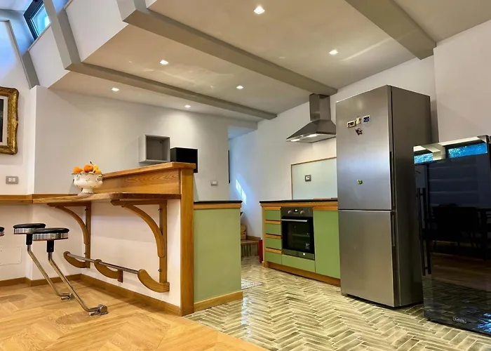 Spacious Loft In Aventine Area Apartamento